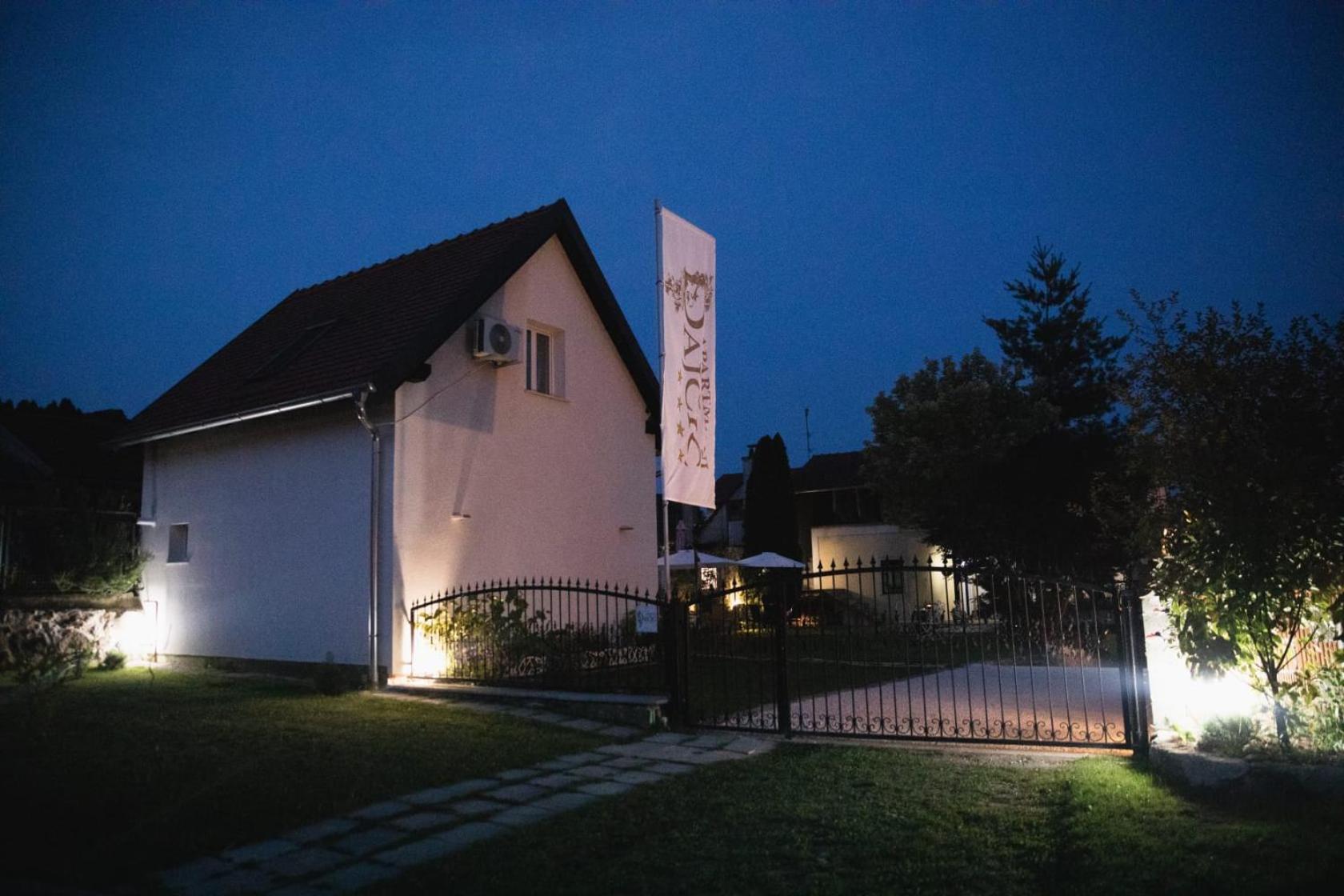 Holiday House Apartments Dajcic ヴァラズディンスケ・トプリツェ エクステリア 写真