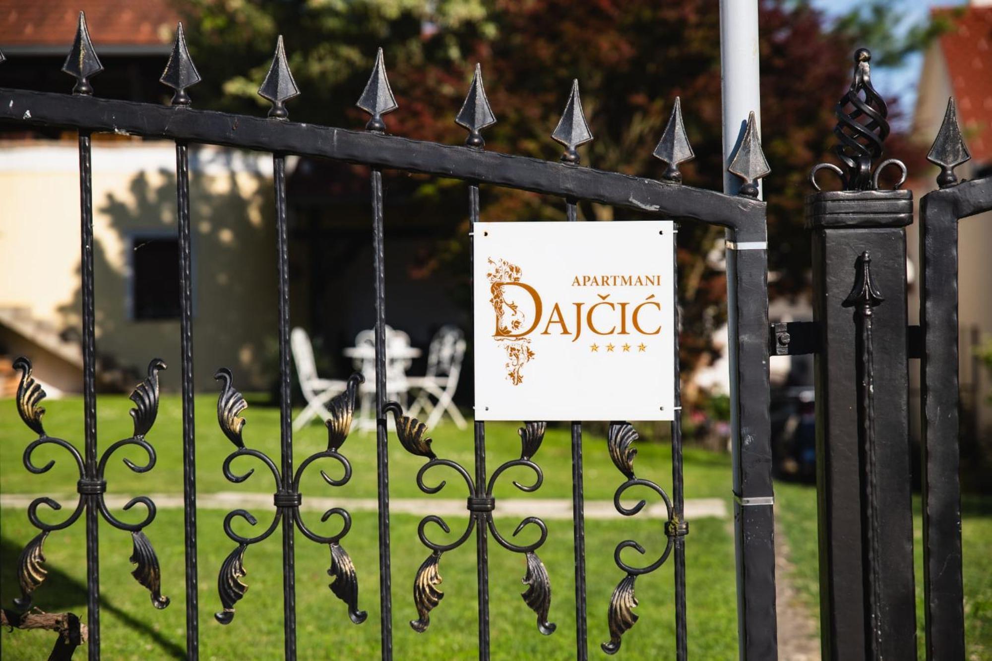 Holiday House Apartments Dajcic ヴァラズディンスケ・トプリツェ エクステリア 写真